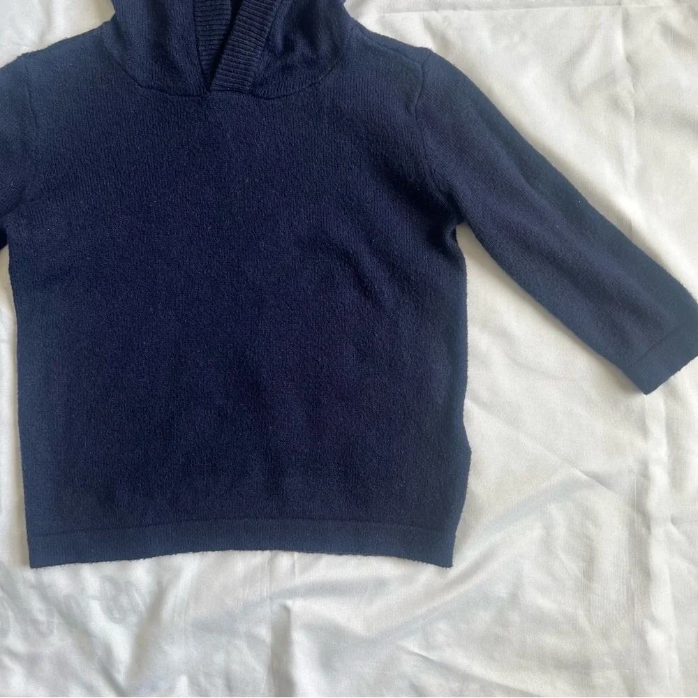 Baby Gap Navy Blue Pullover Sweater with Hood and Long Sleeves Size 12-18 Months